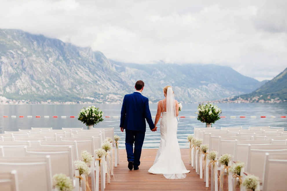 Married couple looking at an amazing view